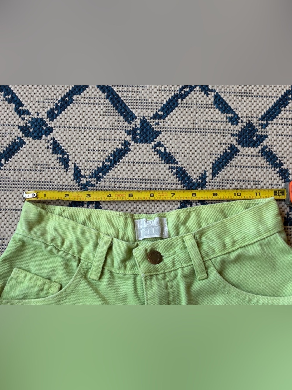 Moda Int'l 'The London Jean' Shorts in Pale Neon Green - Picture 2 of 6